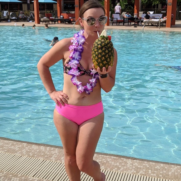 Meet your Posher, Vanessa - Picture 1 of 1